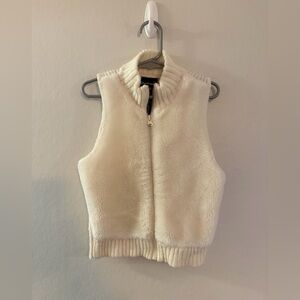 Coolwear Kids White Fuzzy Vest - Size XL